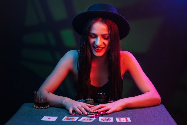 Pengguna profitjitu mendapatkan hadiah dari program referral